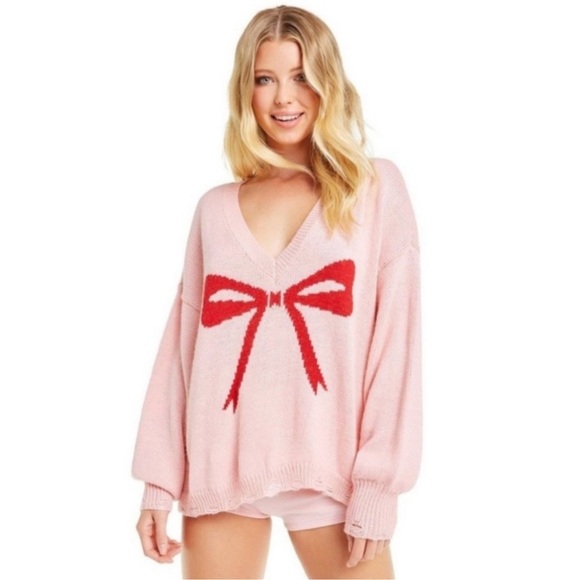 Wildfox Sweaters - WILDFOX Clemente Intarsia Pink Bow Distressed Sweater Sz L